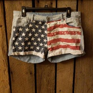 Rue 21 American Flag shorts
